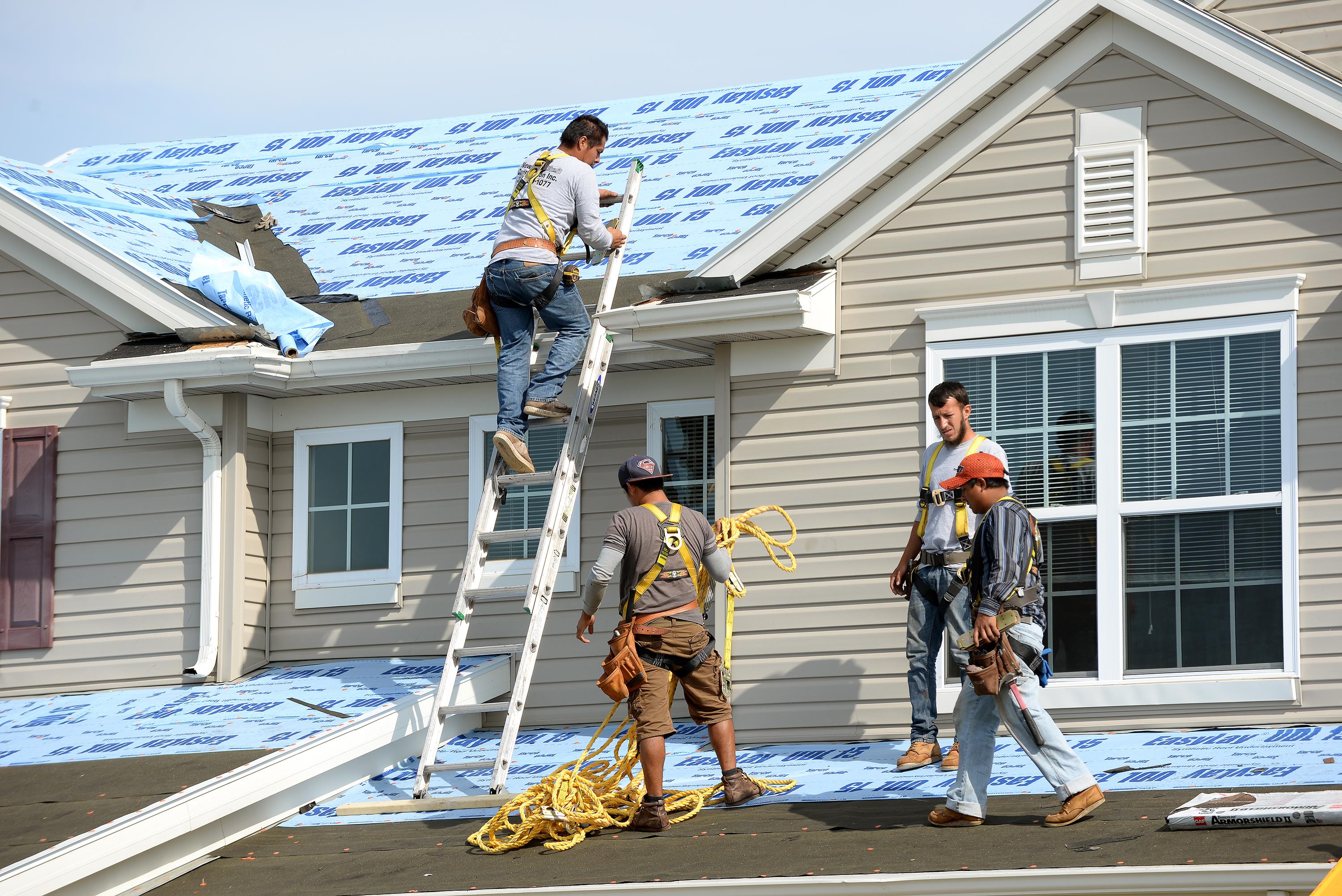 Emergency Roof Repair Chicago-Roofing Contractors